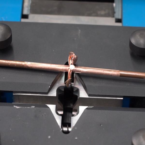 液压158型冷接机铜线焊接演示